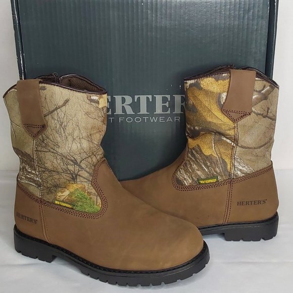 'HERTER'S' LEATHER HUNT BOOTS MOISTURE-WICK CAMO 'REALTREE`EXTRA PULL-ON YOUTH - Picture 1 of 16